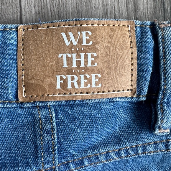We The Free Light Blue Jean Shorts - Picture 6 of 7
